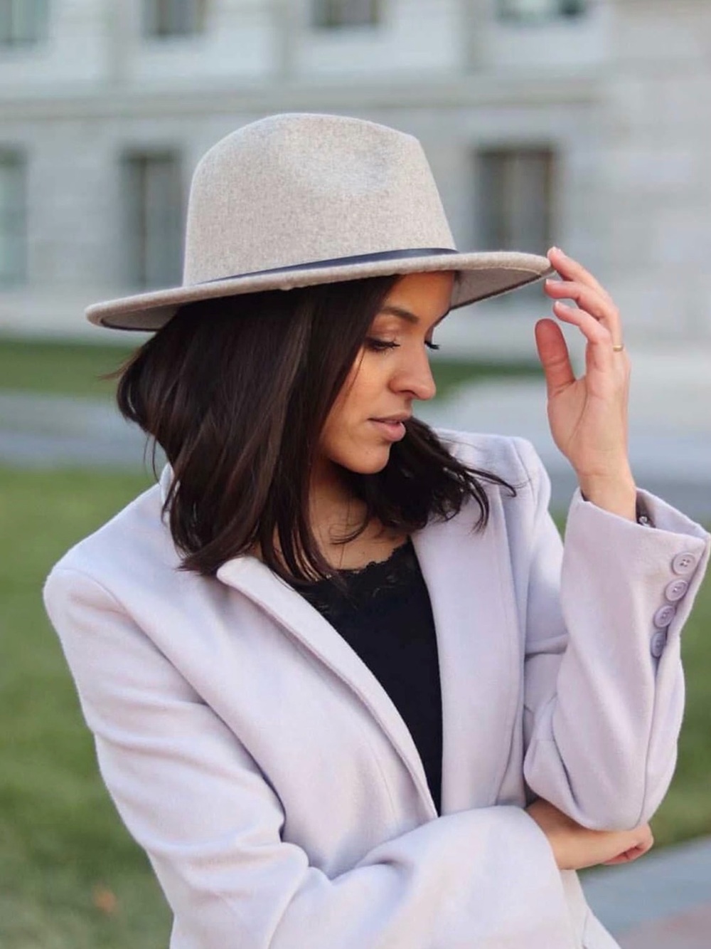 Womens Felt Wide-Brim Fedora Hat - Light Taupe